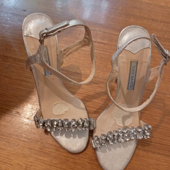 Tony Bianco Silver Kosta Diamente  strap stiletto heel in size 6 - Picture 9 of 9